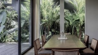 Black Villas Canggu Beach by OXO Villa in North Kuta