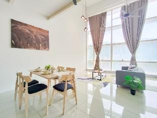 Sky View Duplex for 6pax @ Empire City Damansara Vacation rental in Petaling Jaya