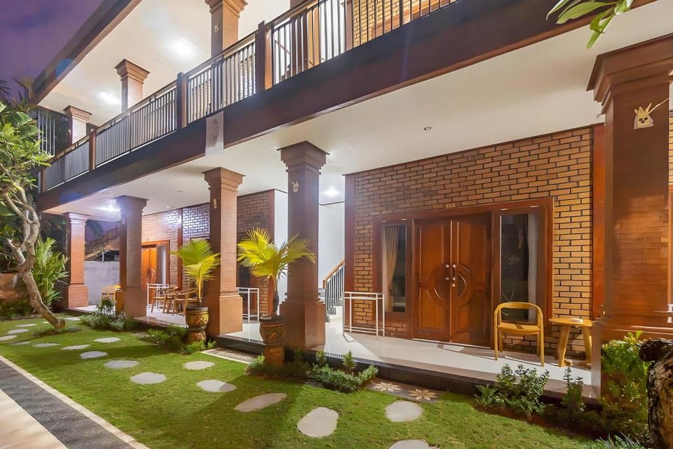 Bagas Bagus Guesthouse Bed and Breakfast in North Kuta