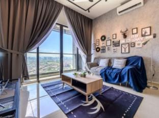 Specious 3BR for 7paxs near to Sunway Pyramid Mall Apartment in Petaling Jaya