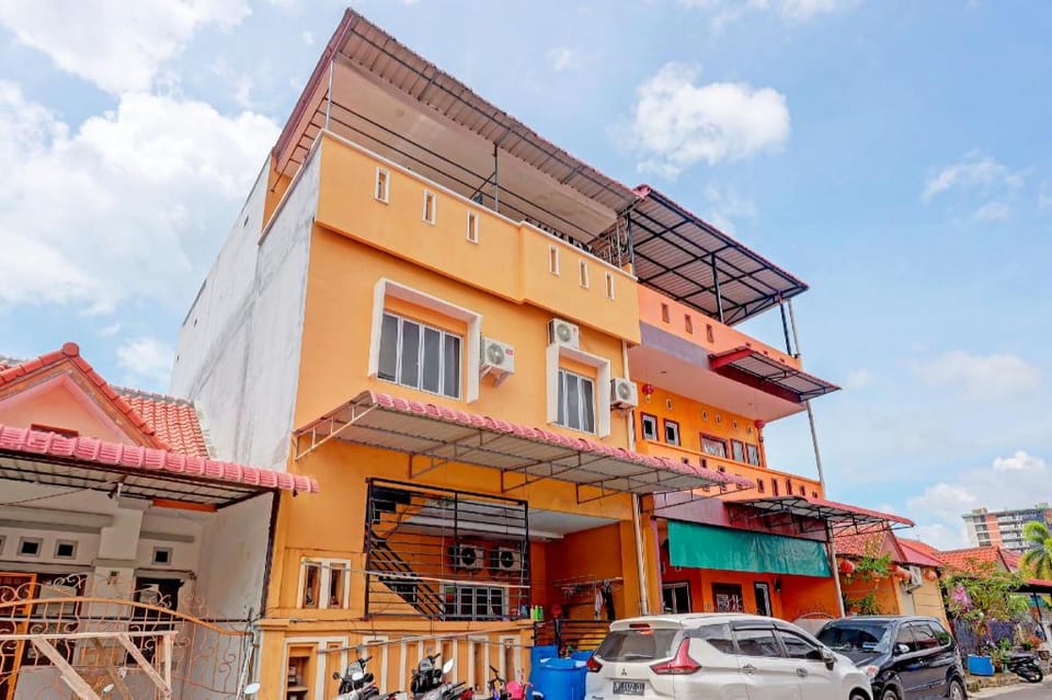 Hotel O Octav Homestay Hotel in Riau Islands, Indonesia