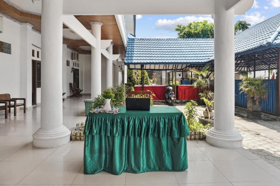 Hotel O Marang Homestay Syariah Near SMP NEGERI 1 CEMPAGA Hotel in Indonesia
