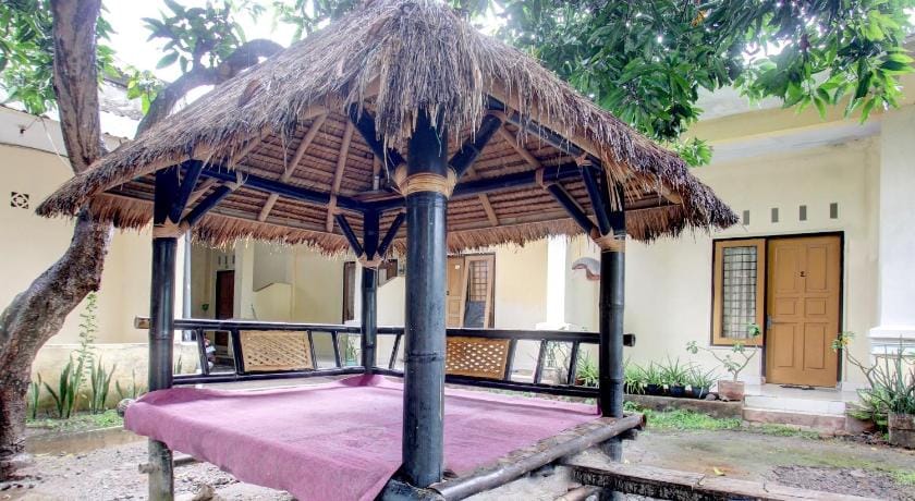 Hotel O Kos Moncok Hotel in West Nusa Tenggara, Indonesia