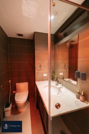 Serviced Apt w skylineview,Projector, 2BR incenter Apartment in Hanoi