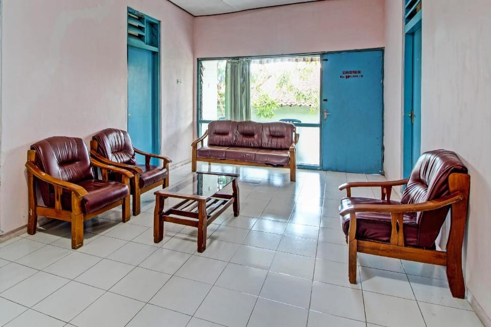 Hotel O Sendang Asri Hotel in East Java