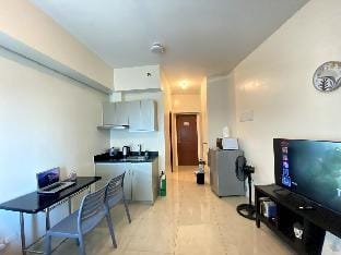 Condo in Makati @ The Beacon Apartment in Pasay