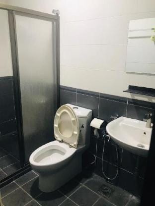 Banting GuestHome Cozy@4 Bedroom Vacation rental in Selangor, Malaysia