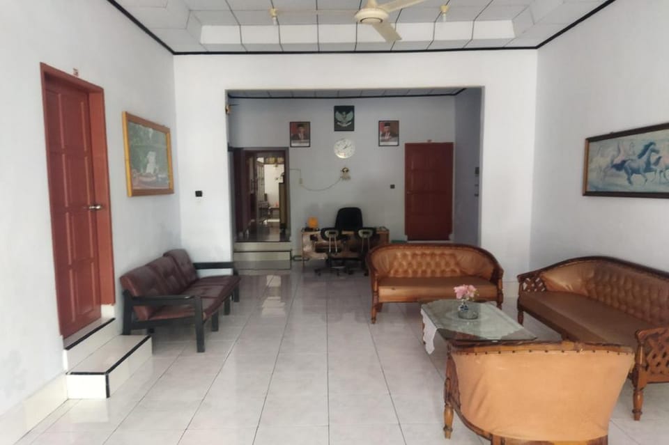 Hotel O Wisma Phinisi Syariah Near Mall of Pinrang Sejahtera Hotel in Indonesia
