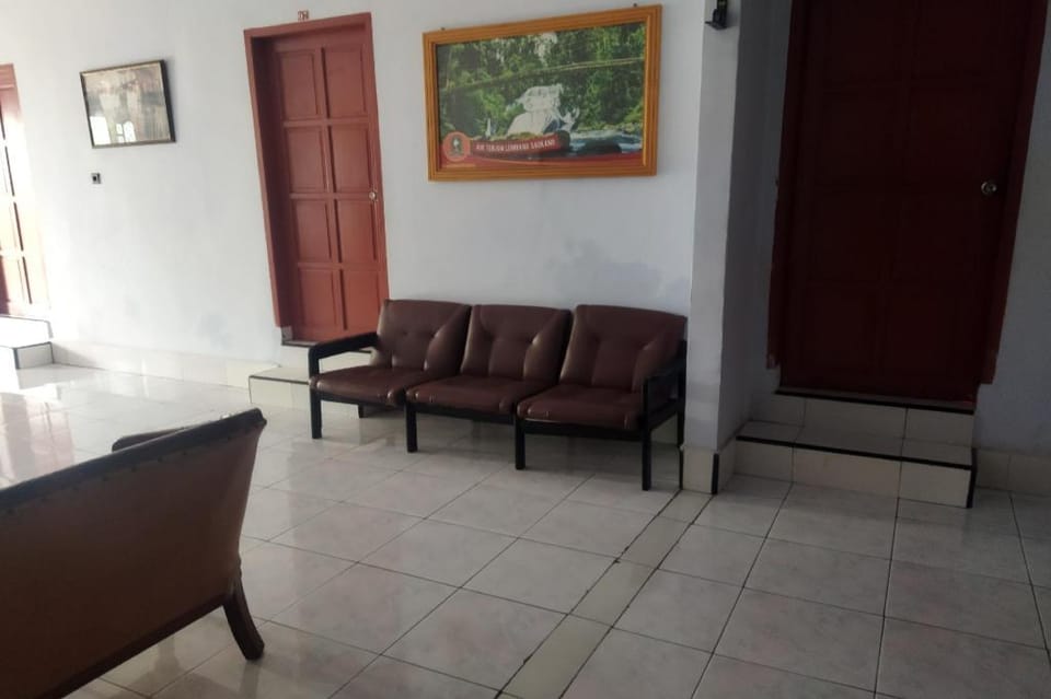 Hotel O Wisma Phinisi Syariah Near Mall of Pinrang Sejahtera Hotel in Indonesia