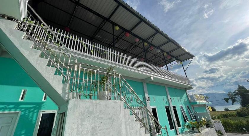 Antony Homestay near Pantai Pasir Putih Parbaba Mitra RedDoorz Hotel in Indonesia