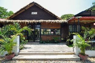 Double Bungalow in the City Vacation rental in Krong Siem Reap