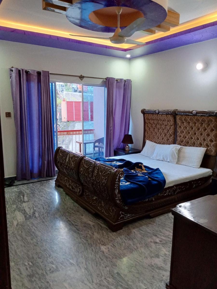 Hotel Red Roof & Restaurant Hotel in Pakistan