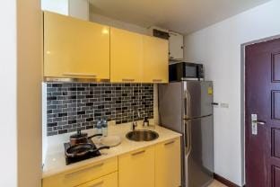 TC Contel At Sukhumvit Soi 11 Apartment in Bangkok