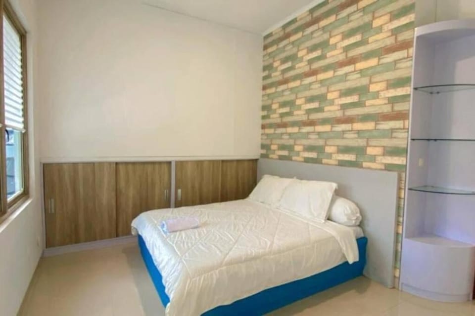 Pinus Villa by Villapedia Vacation rental in West Java