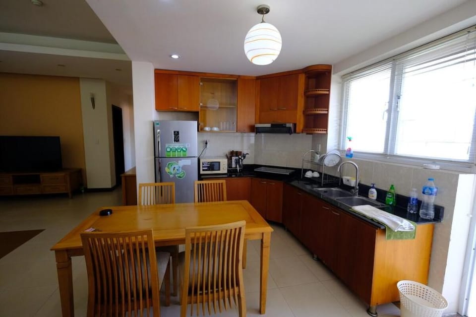 Căn hộ khép kín tầng 6 toà nhà Htower 1 Vacation rental in Laos