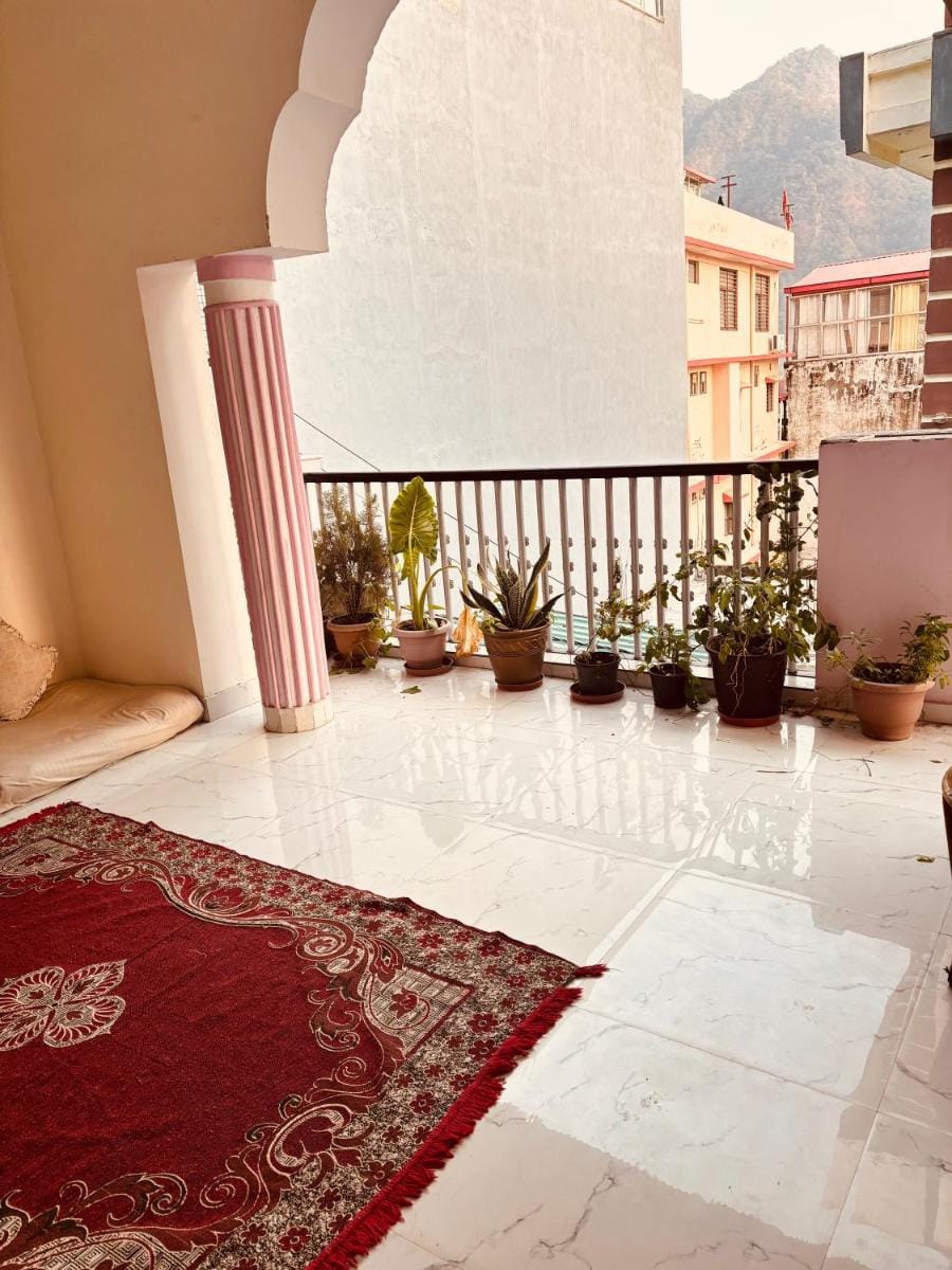 Leela Hatha Hostel in Rishikesh