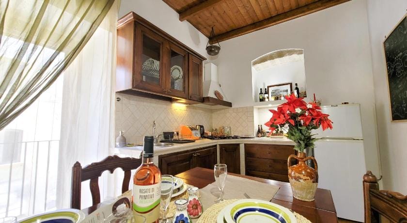 Tatiana - Historic House Hotel in Bari