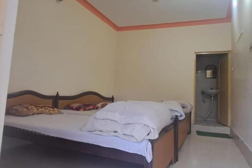 Shivalik Guest House by StayApart Bed and Breakfast in Uttarakhand