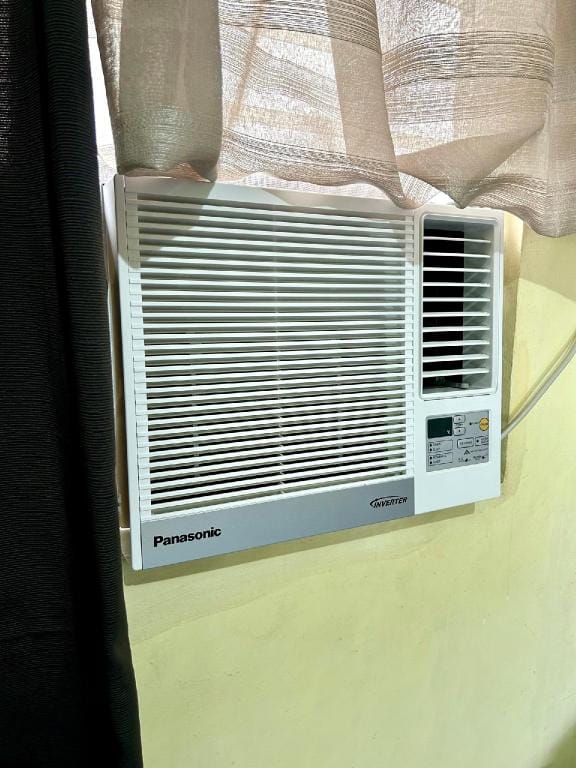 3 Aircon Rooms near Hagnaya Port & Beaches + Wifi Vacation rental in Central Visayas