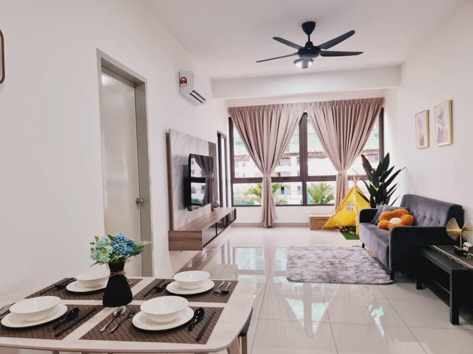 New! Bali 5-8pax Melaka Town @ Cozy Haven Condo Vacation rental in Malacca