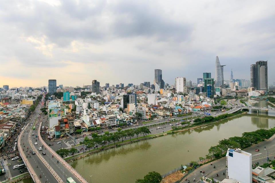 YO'S Homes River Gate Apartment 2Bedroom City View Apartment in Ho Chi Minh City
