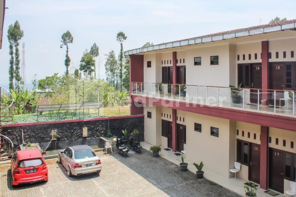 Hotel Baby Angel Dieng Mitra RedDoorz Hotel in Indonesia