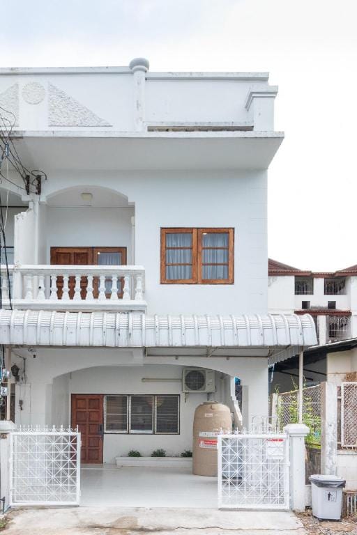 Merry House Chiang Mai Vacation rental in Chiang Mai