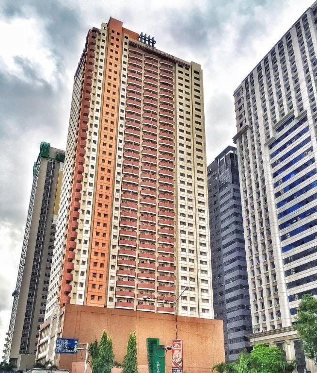 Cozy Studio in Ortigas Center in front of Galleria Apartment in Pasig