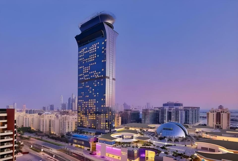 Luxury Apt at Palm Apartment in Dubai