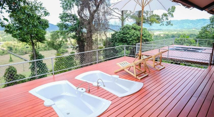 Bangmara Hill Chalet in Phang-nga Changwat