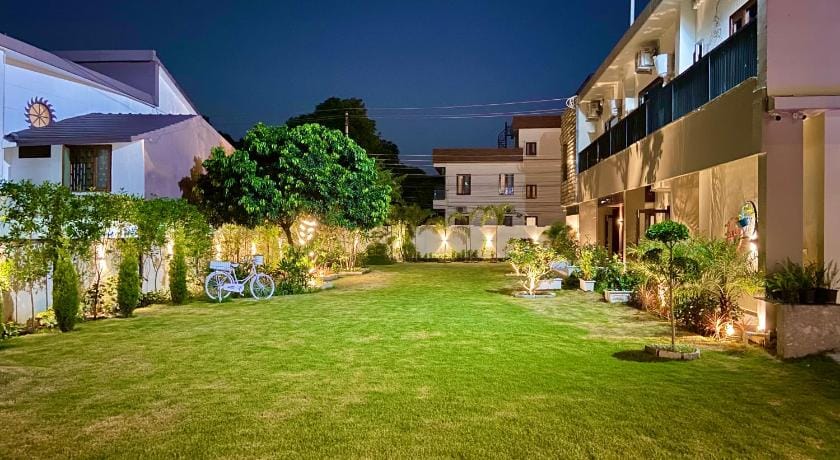 Vastu Homestay Apartment in Dehradun