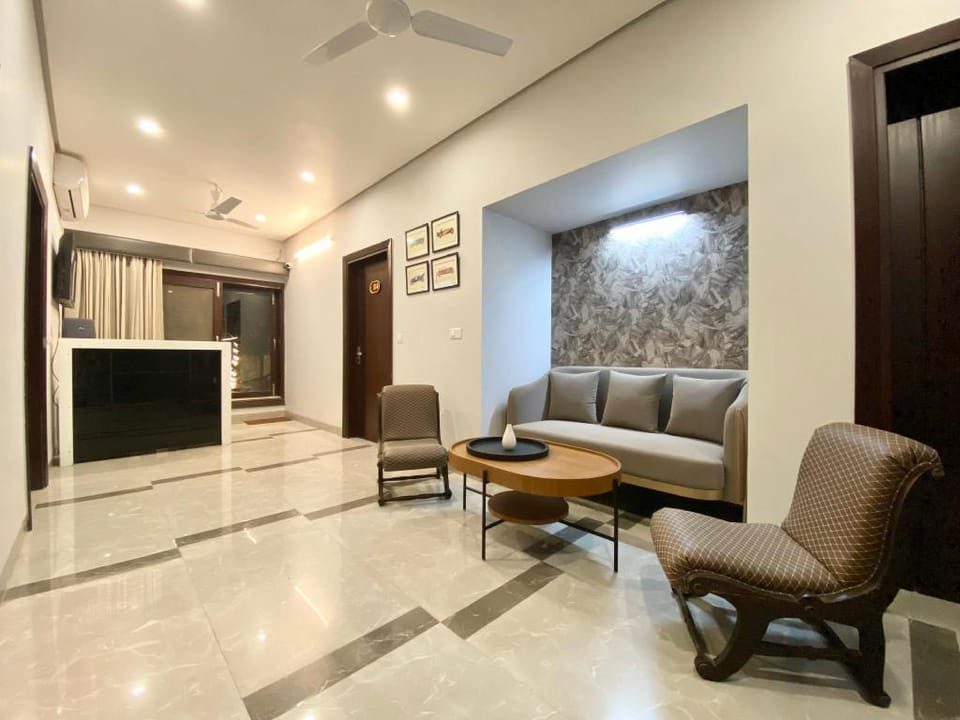 Vastu Homestay Apartment in Dehradun