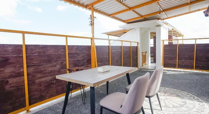Margarita Apartment & Co-Working Canggu Hotel in North Kuta
