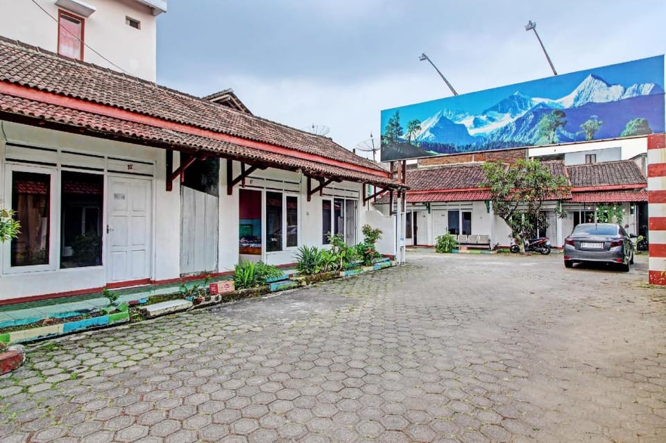 Hotel O 4 Saudara Hotel Hotel in Indonesia