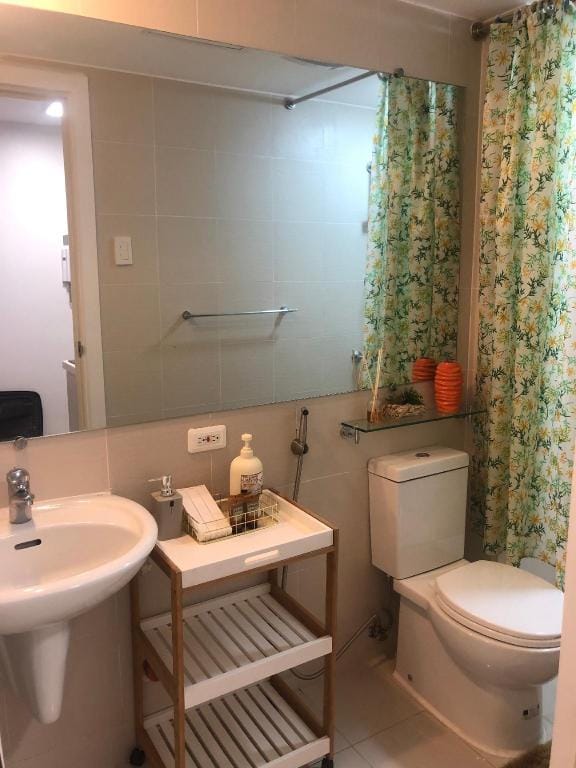 Wave Pool Resort Inspired Studio Queen Bed Apartment in Calabarzon