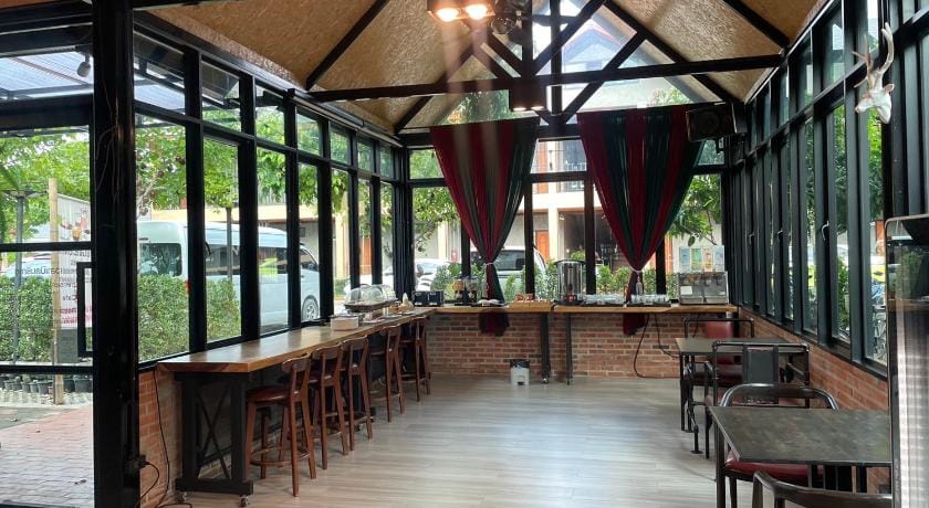 มิสเตอร์เน็กซ์ รีสอร์ท Hotel in Laos