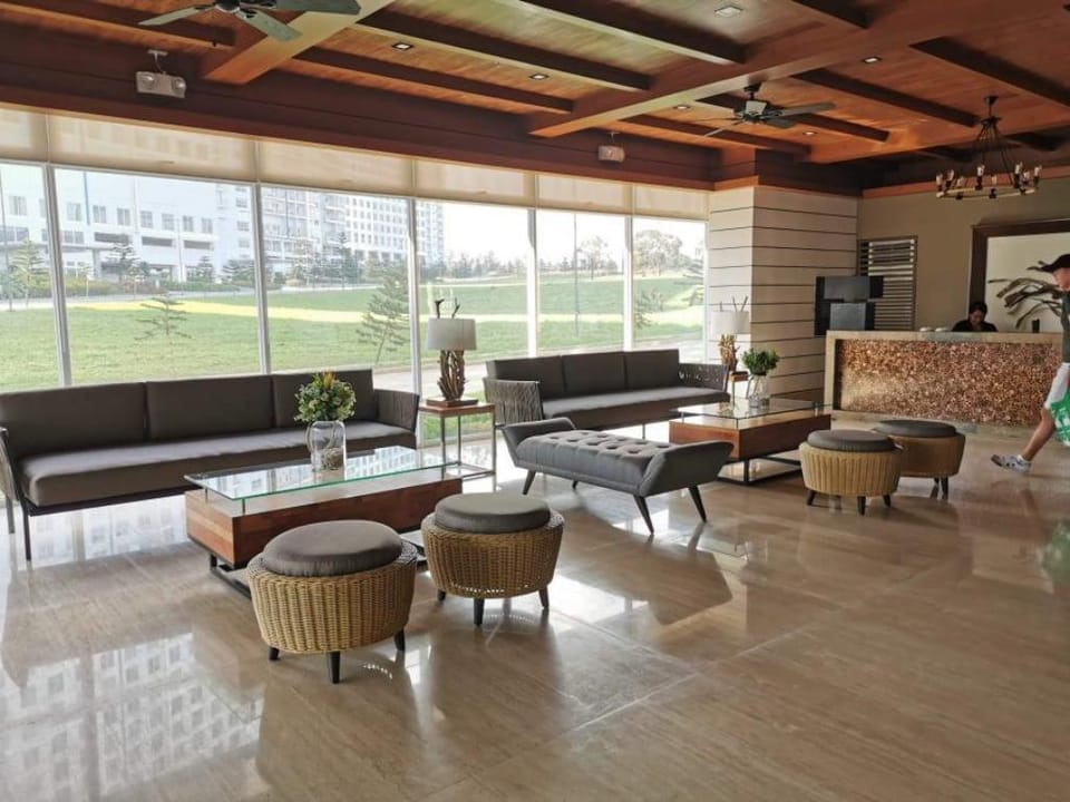 New Modern Condo Suite Bliss at Cool Suites SMDC Vacation rental in Tagaytay