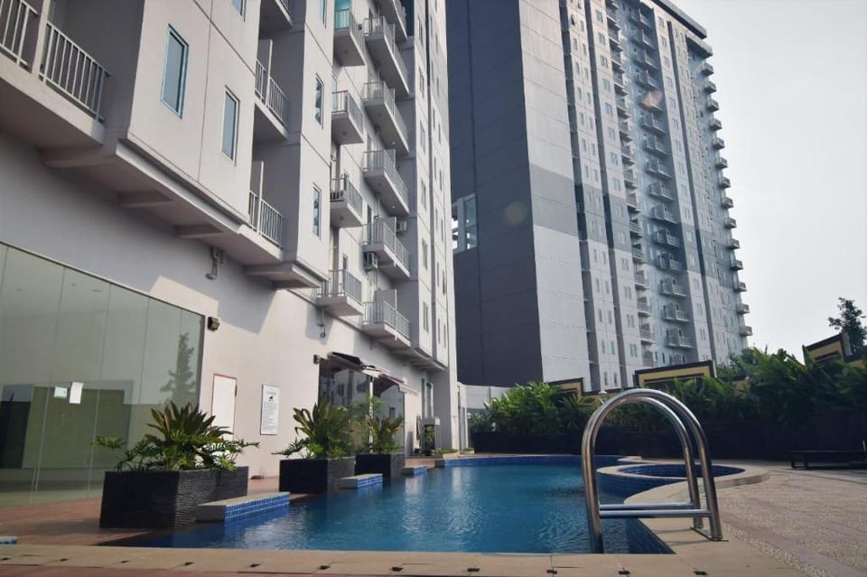 EASTON PARK APARTMENT SERPONG by VLV RM  Apartment in Jakarta