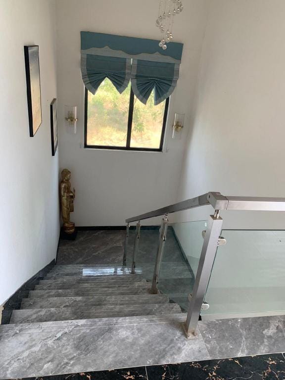 中天/市中心/海滩/泳池别墅/轰趴/豪华/美女多/芭提雅/KTV Vacation rental in Pattaya City