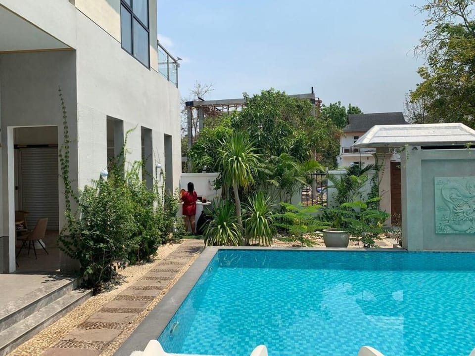 中天/市中心/海滩/泳池别墅/轰趴/豪华/美女多/芭提雅/KTV Vacation rental in Pattaya City