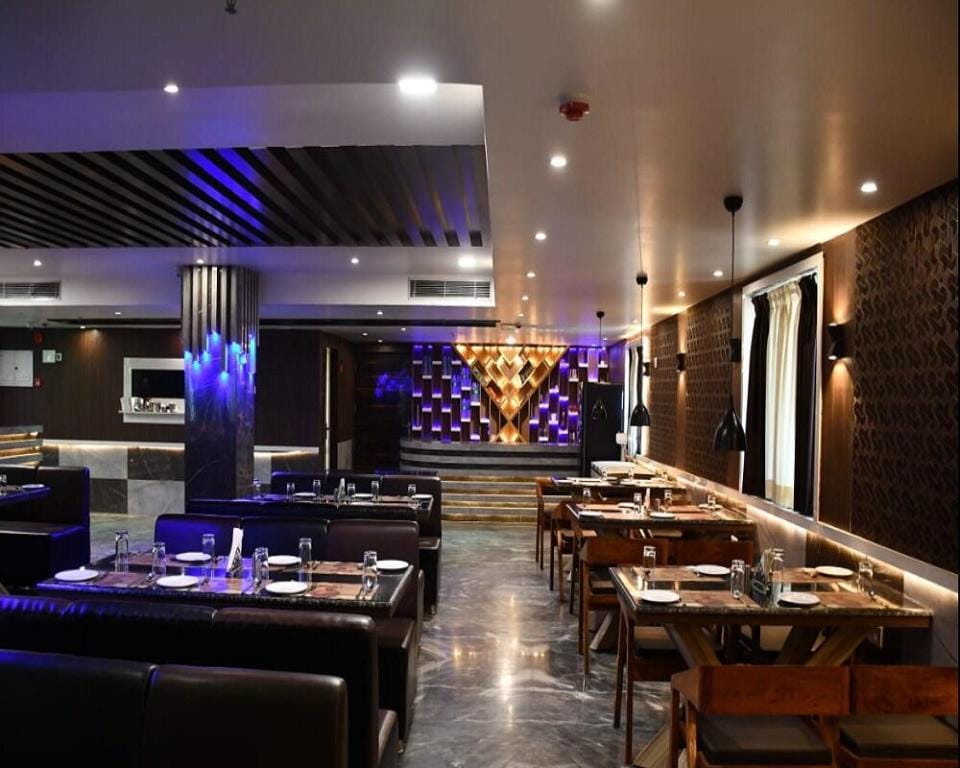 Hotel ABJ Grand Hotel in West Bengal