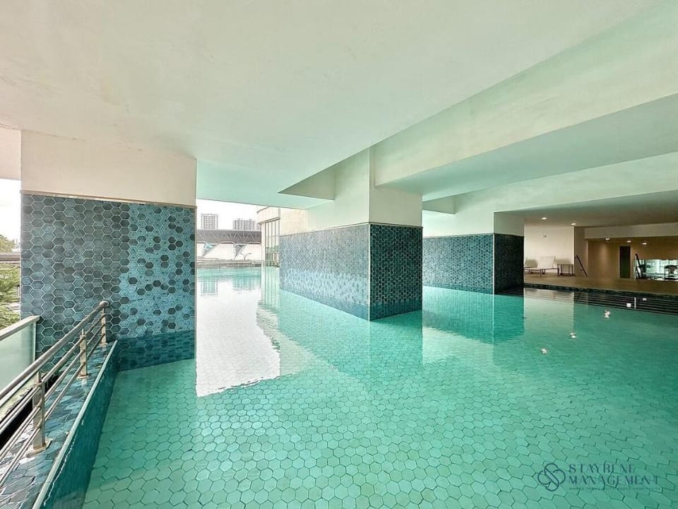 Tri Tower•3BR 6Pax BalconyWiFi Netflix/walk to CIQ Vacation rental in Johor Bahru