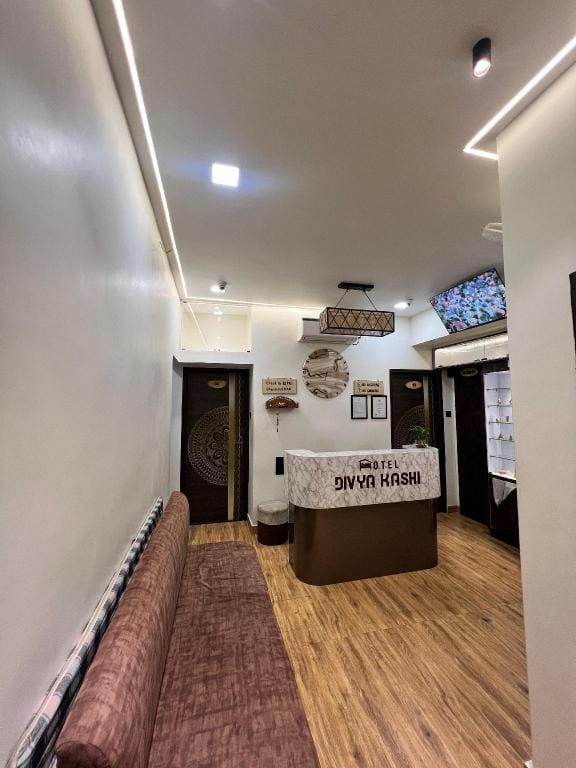 Hotel Divyakashi homestay Vacation rental in Varanasi