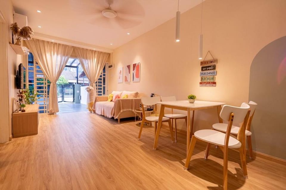 Ipoh MU House 27- Muji Style/3BR with ATARI GAME Vacation rental in Ipoh