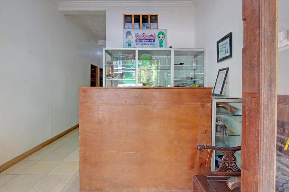 OYO 92821 Wisma Zahira 2 Syariah Hotel in Indonesia