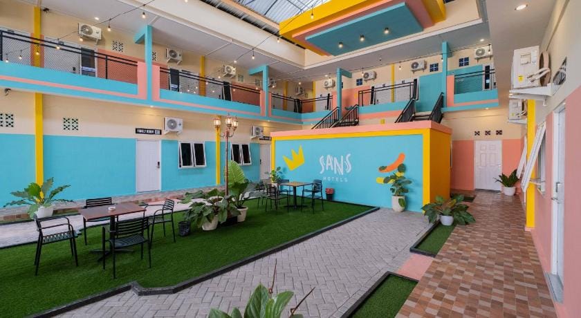 Sans WM Hotel Blitar Hotel in East Java