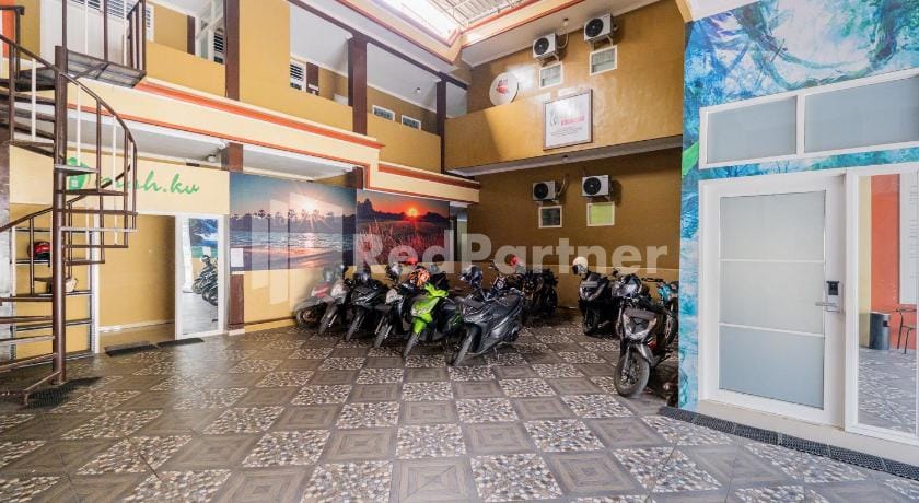 Omah Kalimosodo Mitra RedDoorz near Stasiun Malang Kota Baru Hotel in East Java