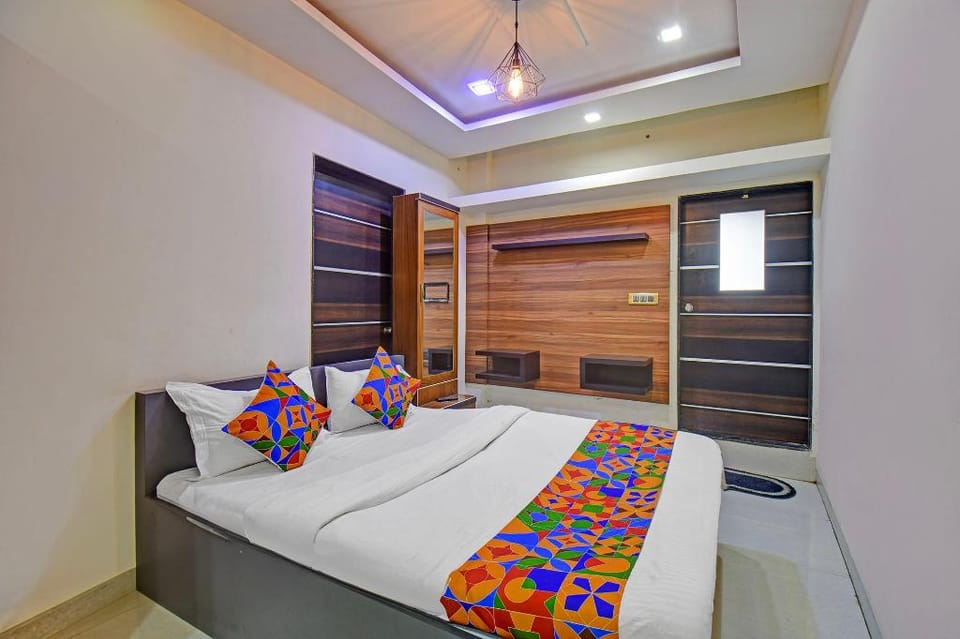 Via Classic Square I Hotel in Pune