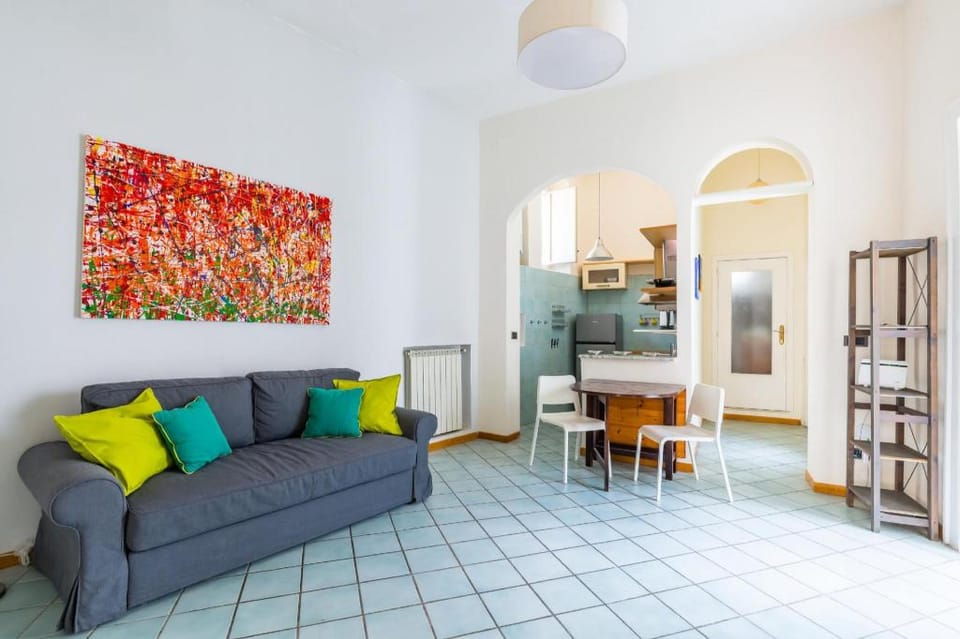 Chiaia Relax on pedastrian Area Apartment in Naples