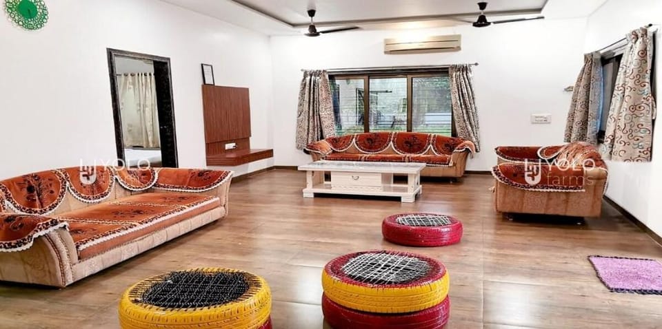 Yolo 477 Villa in Gujarat